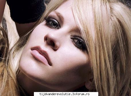 avril lavigne was born in ontario, canada on september 27, 1984. at 16, she moved to manhattan and