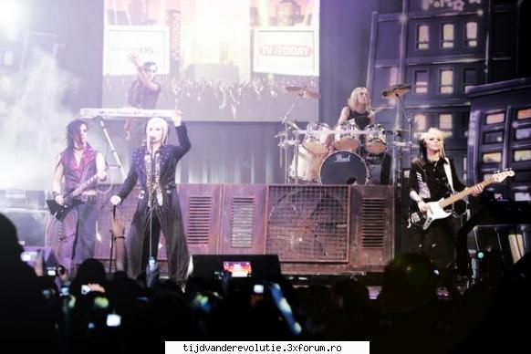 cinema bizarre concert cinema bizarre &nbsp; concertul fost pentru data octombrie 2008, conform we are children of the night