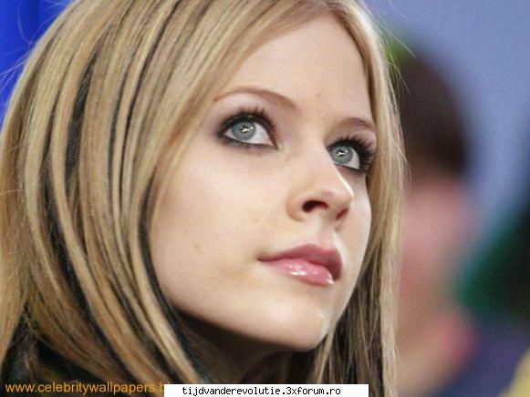 ... :cool: poze  avril lavigne