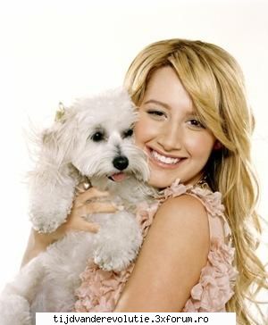 cool poze cu  ashley tisdale